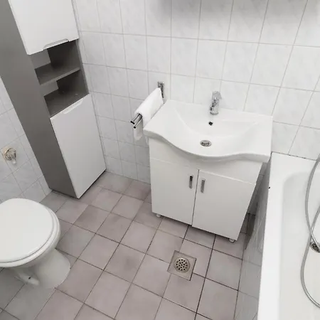 Amazing In With 8 Bedrooms, Jacuzzi And Private Swimming Pool Prázdninový dům *